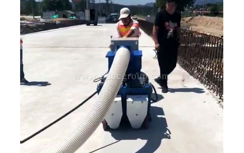 移動拋丸機(jī)路面清理